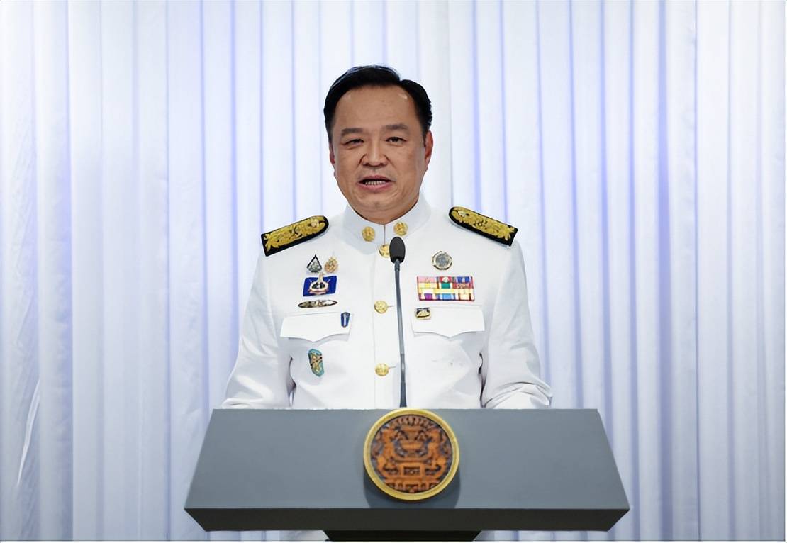 他信入狱并非终点,泰国国王暗中扶持,为他信家族留出翻盘的机会