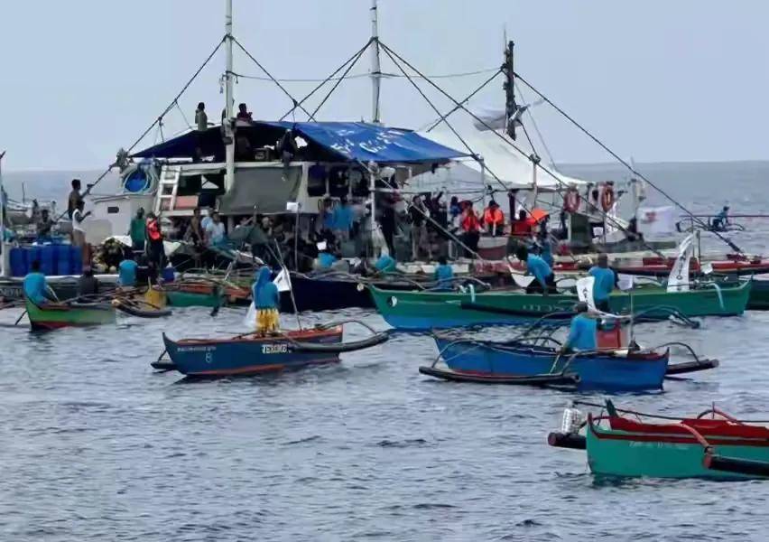 出乎意料!菲律宾傻眼,中国对黄岩岛的行动,让美国彻底意想不到