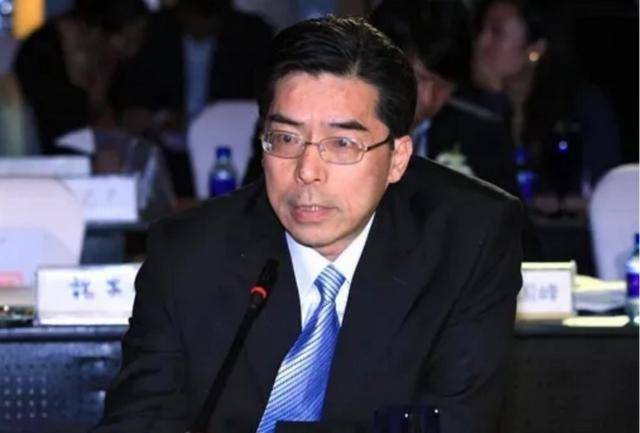 招行原副行长年近70岁被查 曾年薪332万