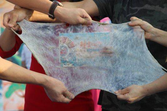 “鲜宴四海”威海海鲜嘉年华惊艳亮相 市民游客过足瘾