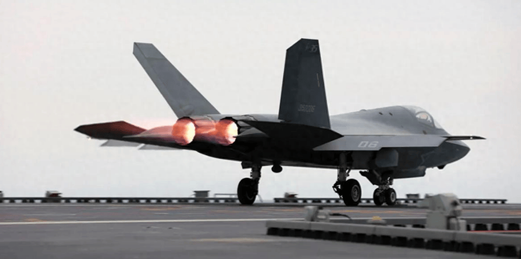 看完福建舰弹射,俄罗斯人抱怨:同样都是30年,中俄差距咋这么大?