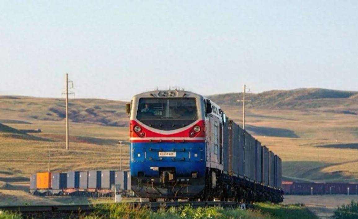 中哈新签约!直接绕过俄罗斯,哈萨克斯坦对中方立下保证,这笔买卖绝不会吃亏!