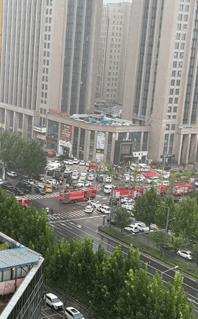 江苏一酒店发生塌陷,有4户人家正举办宴席,官方通报