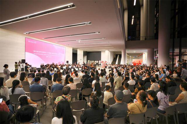国庆奏响“琴键上的浪漫”!深圳美术馆跨界音乐会解锁音画共生新体验