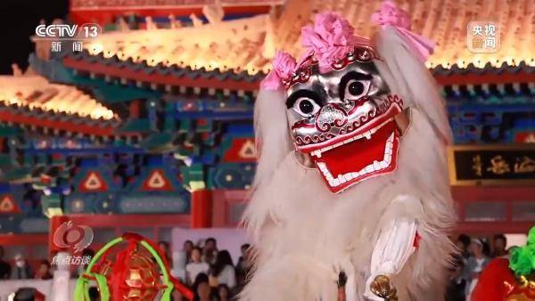 焦点访谈丨年轻人钟情老手艺 非遗装上“新引擎”