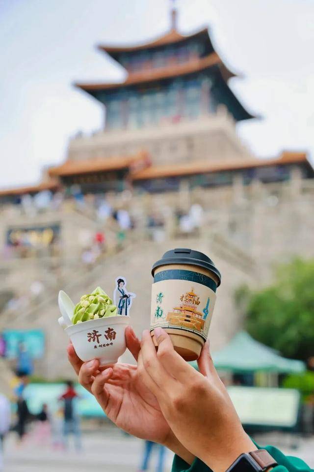 秋色满城 历下有约丨护城河畔美出圈!解锁历下限定秋日浪漫