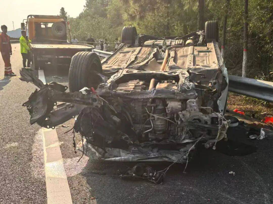 司机强行变道酿大祸,反诬赖对方:“我要是撒谎就天打雷劈!”