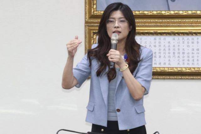 国民党惊变!郑丽文掀翻“旧势力”,两岸迎来最大变数?