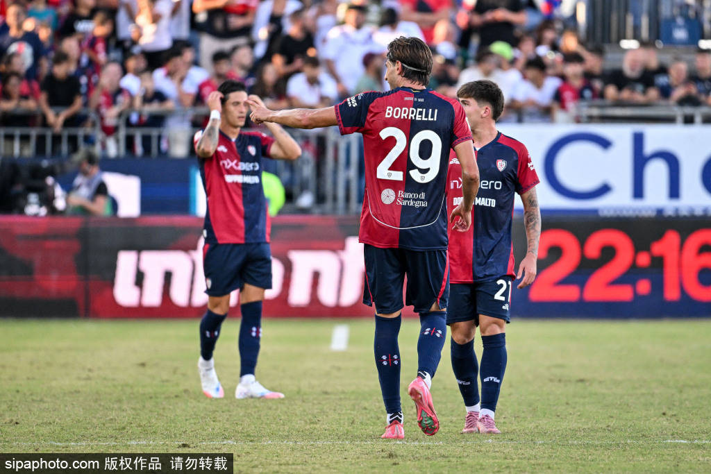 意甲欧冠悲喜夜:国米与那不勒斯的天壤之别