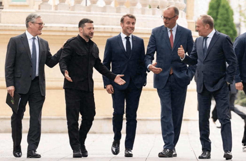 真把俄罗斯当哈马斯整了,西方列好和平条件,普京连个眼神也没给